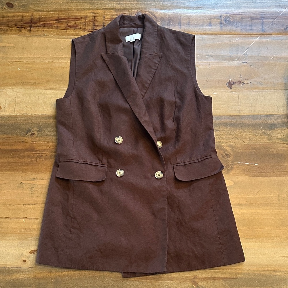 Sleeveless Double-Breasted Brown Vest